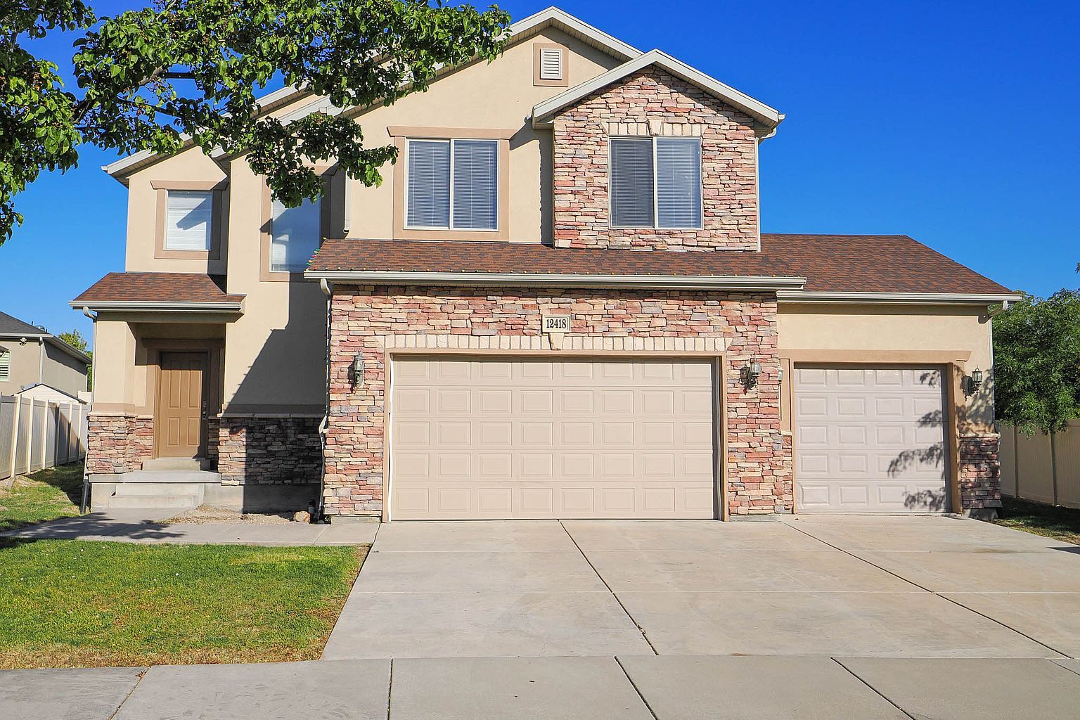 12418 S Omaha St, Riverton