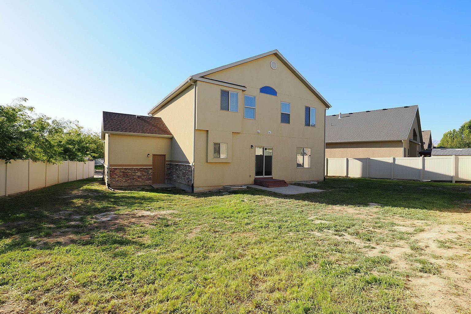 12418 S Omaha St, Riverton, photo 4