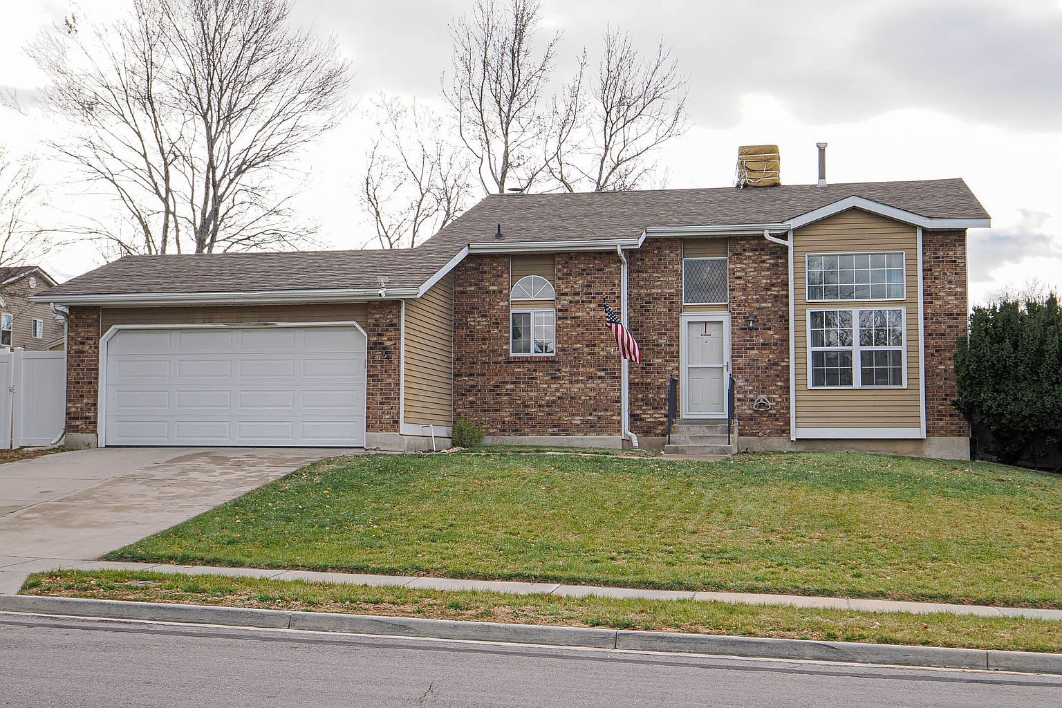1104 E 10760 S, Sandy