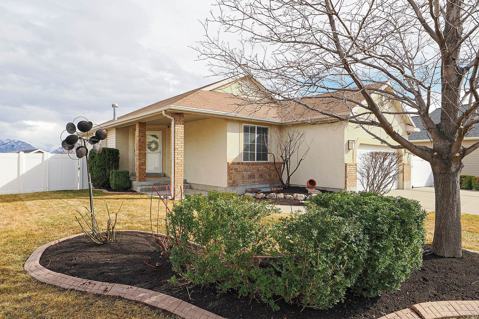 5975 S Ridge Flower Way W, Salt Lake City, photo 3